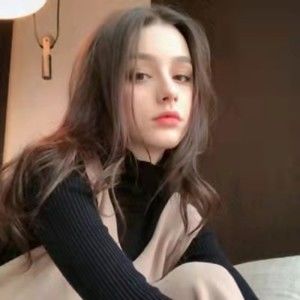 Meet your Posher, Alexandera